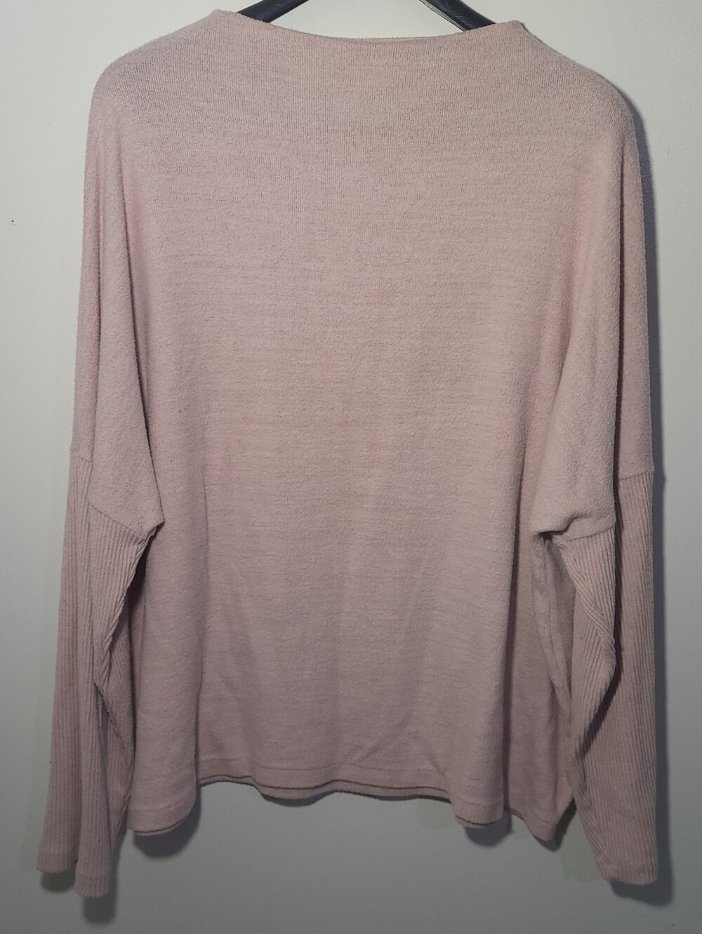 H&M Fine-Knit Loose-Fit Pink Sweater Size XL